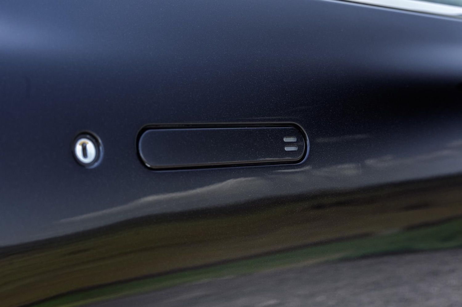 Used Aston Martin DB9 2008 for sale - 77891847: Photo 16