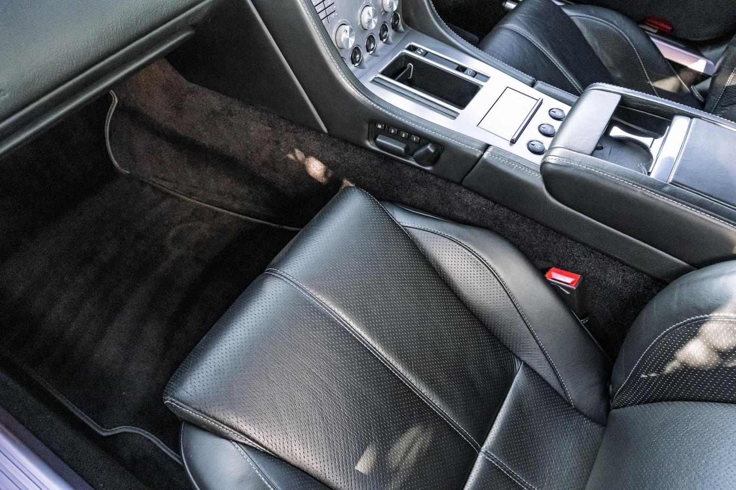 Used Aston Martin DB9 2008 for sale - 77891847: Photo 50