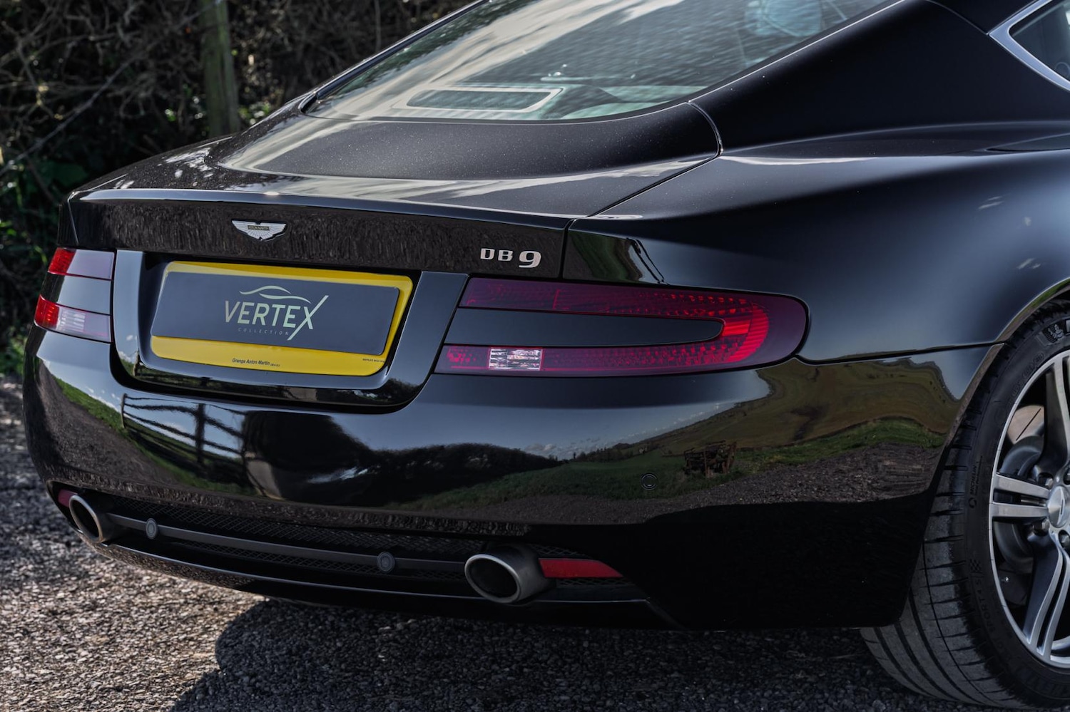 Used Aston Martin DB9 2008 for sale - 77891847: Photo 9