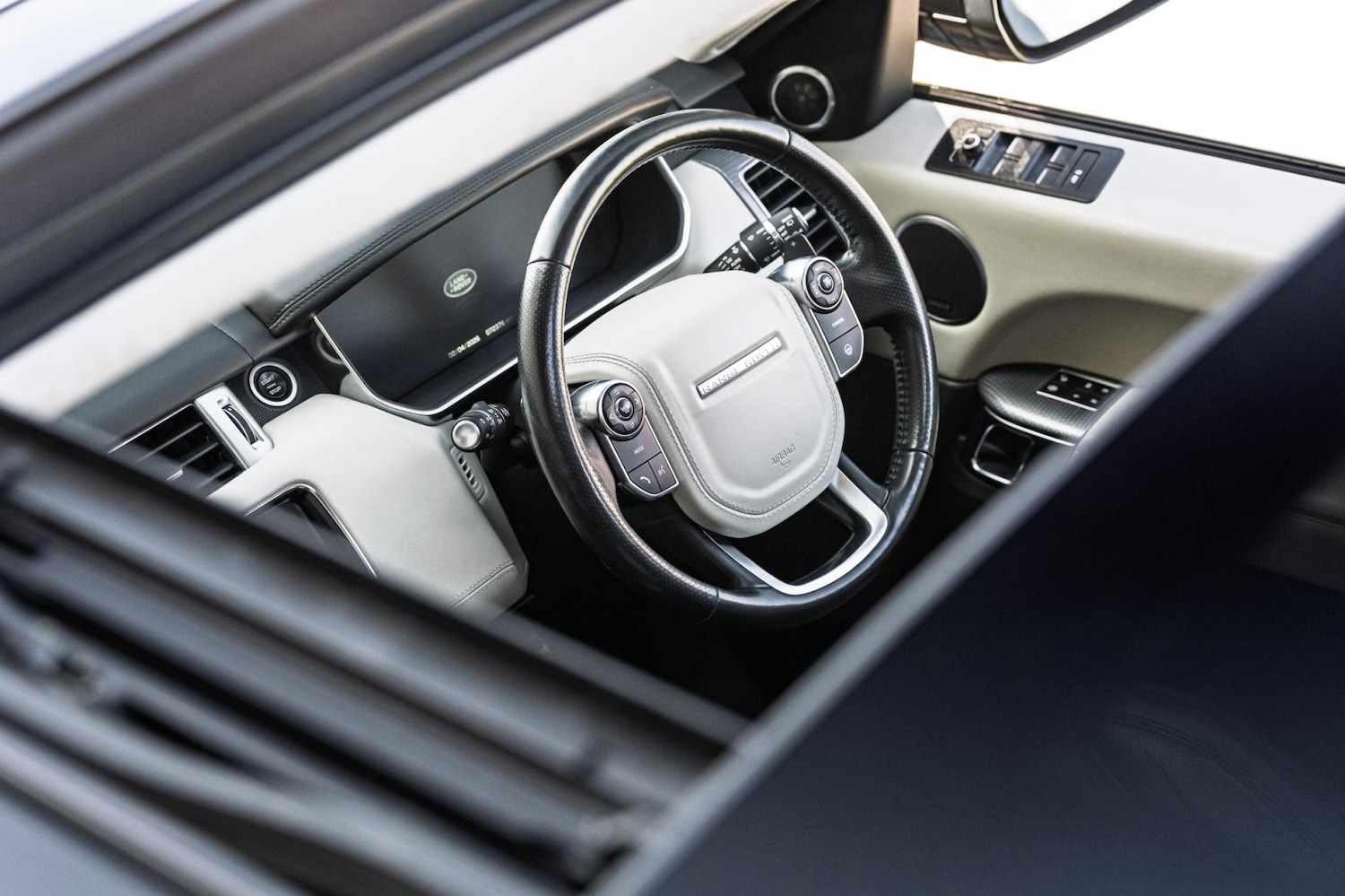 Used Land Rover Range Rover Sport 2016 for sale - 78112769: Photo 38