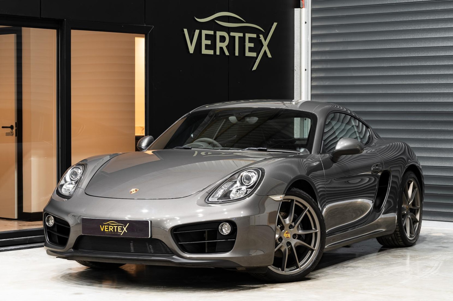 Used Porsche Cayman 2015 for sale - 76367260: Photo 1