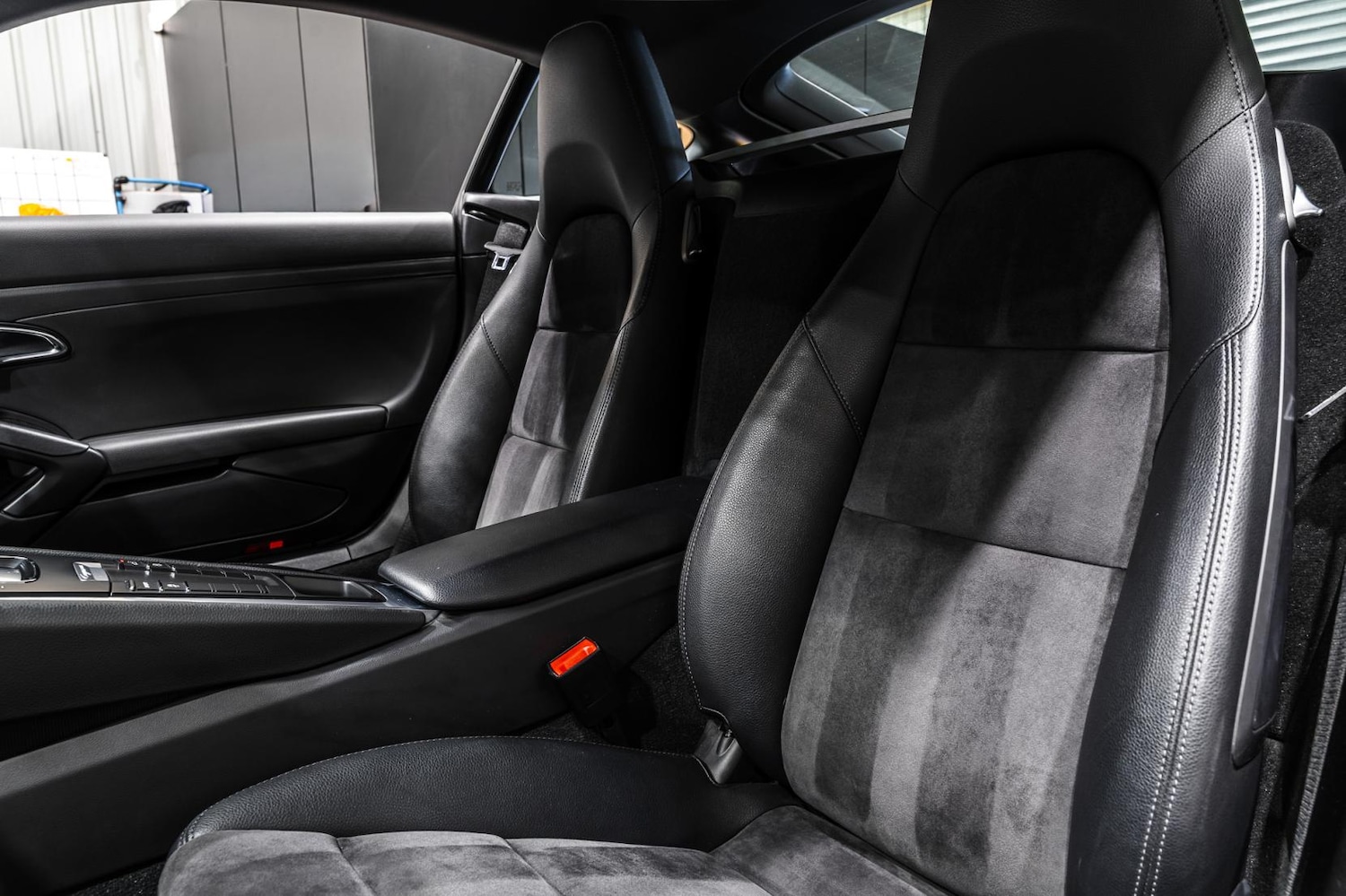 Used Porsche Cayman 2015 for sale - 76367260: Photo 50