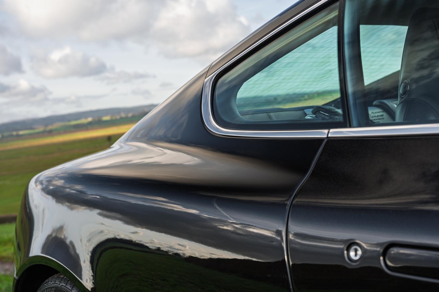 Used Aston Martin DB9 2008 for sale - 77170704: Photo 18