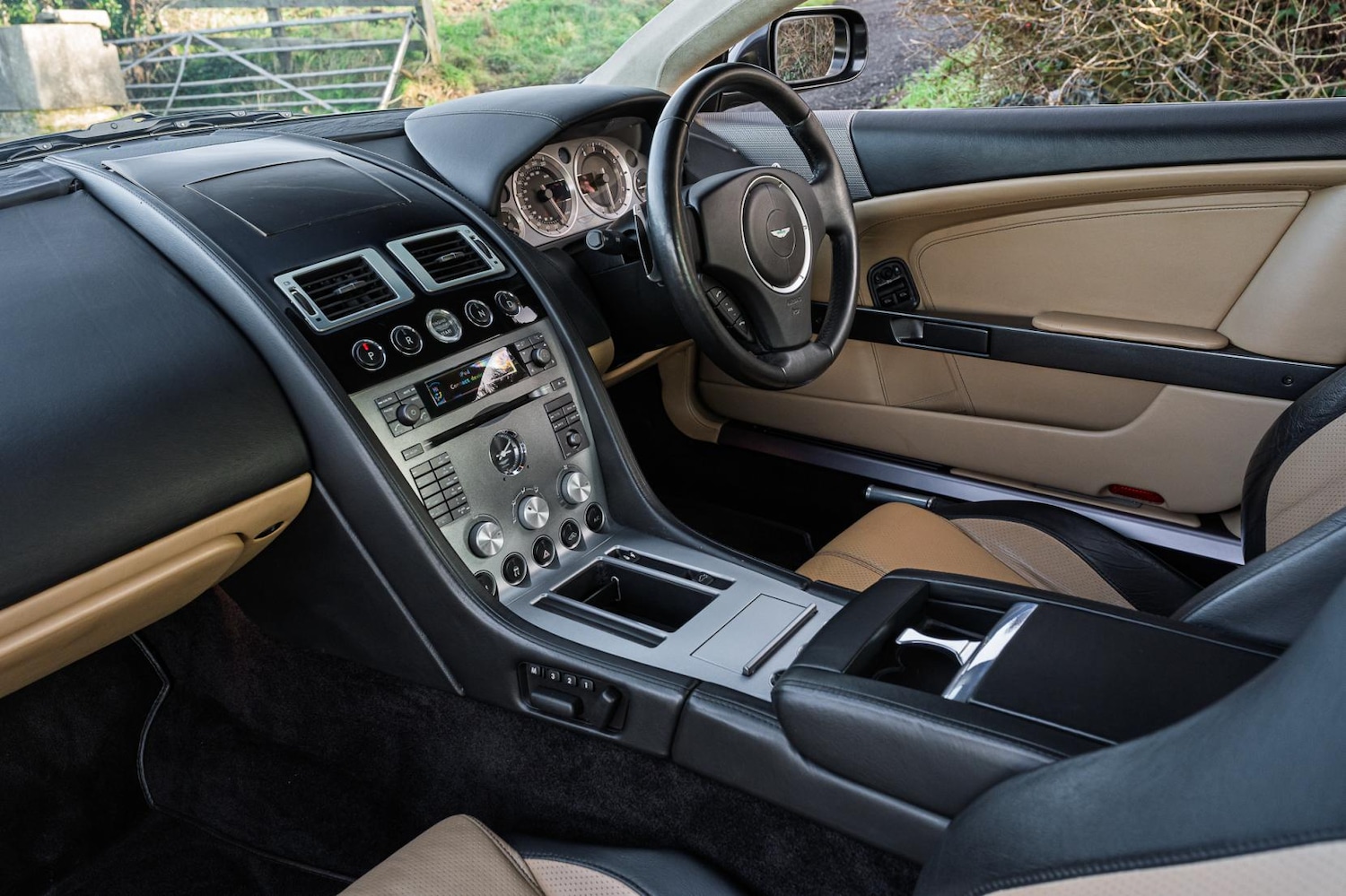 Used Aston Martin DB9 2008 for sale - 77170704: Photo 54