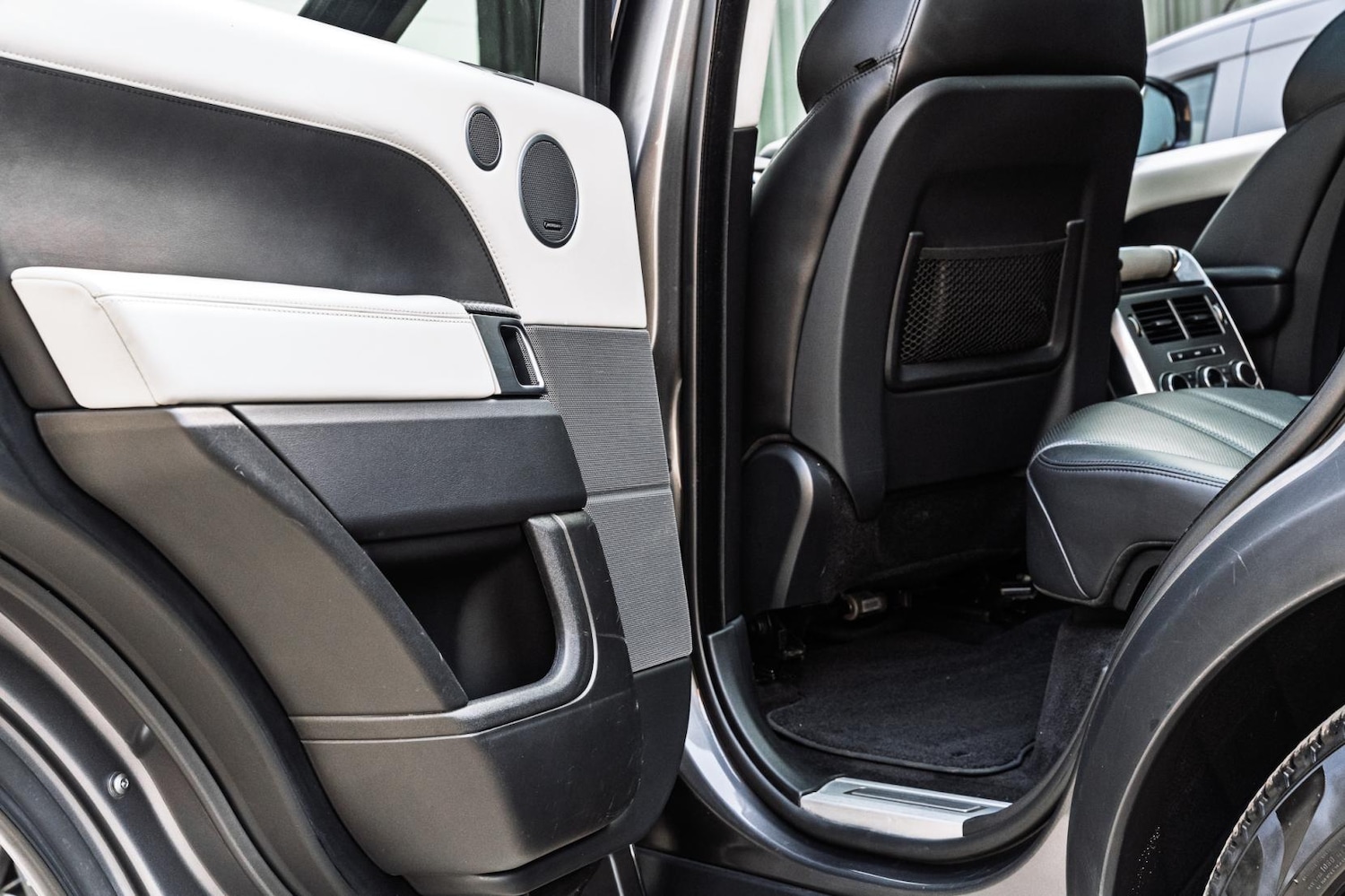 Used Land Rover Range Rover Sport 2015 for sale - 78170030: Photo 68