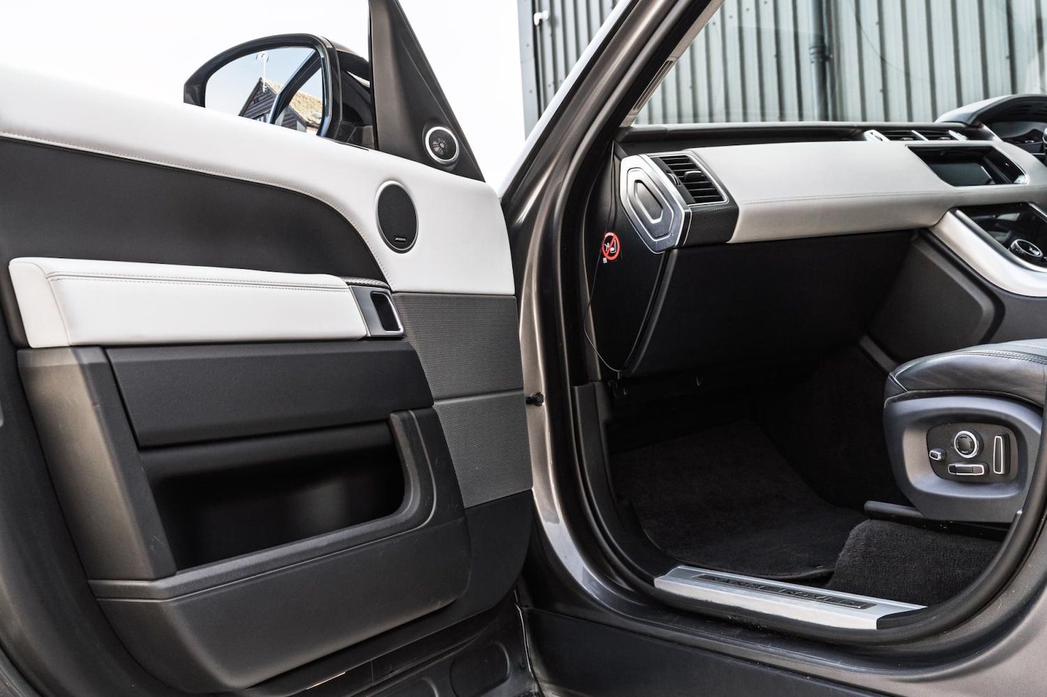 Used Land Rover Range Rover Sport 2015 for sale - 78170030: Photo 69