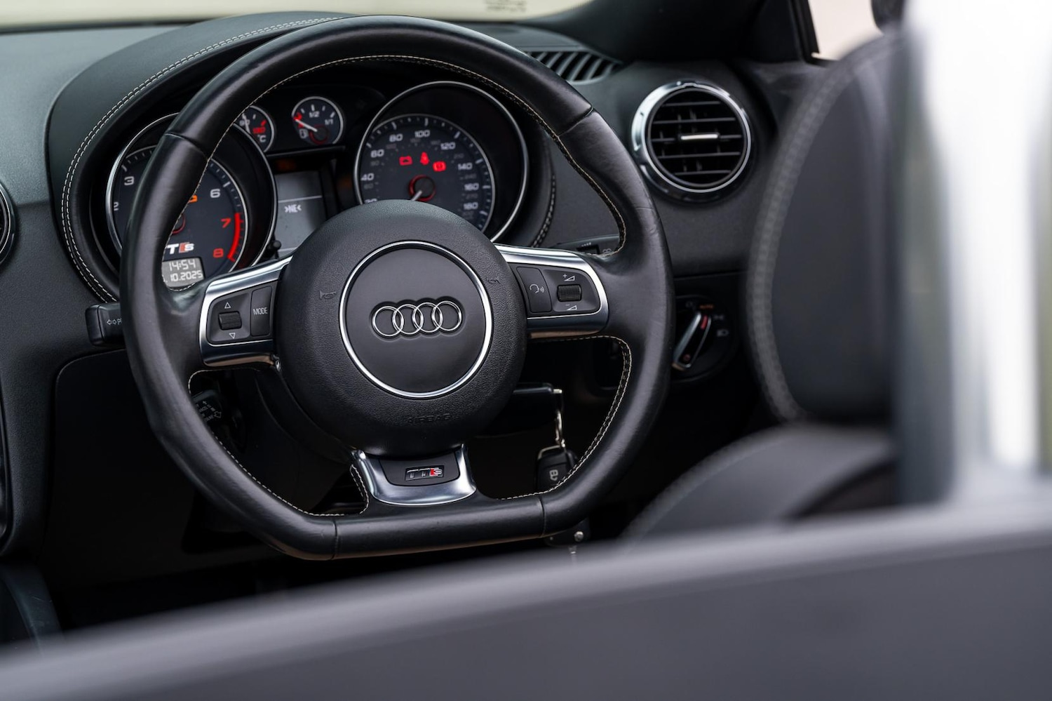 Used Audi TTS 2012 for sale - 76294410: Photo 9