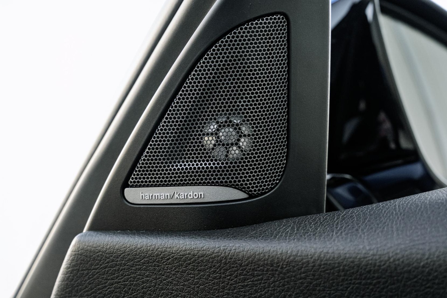 Used BMW 3 Series 2016 for sale - 78067629: Photo 57