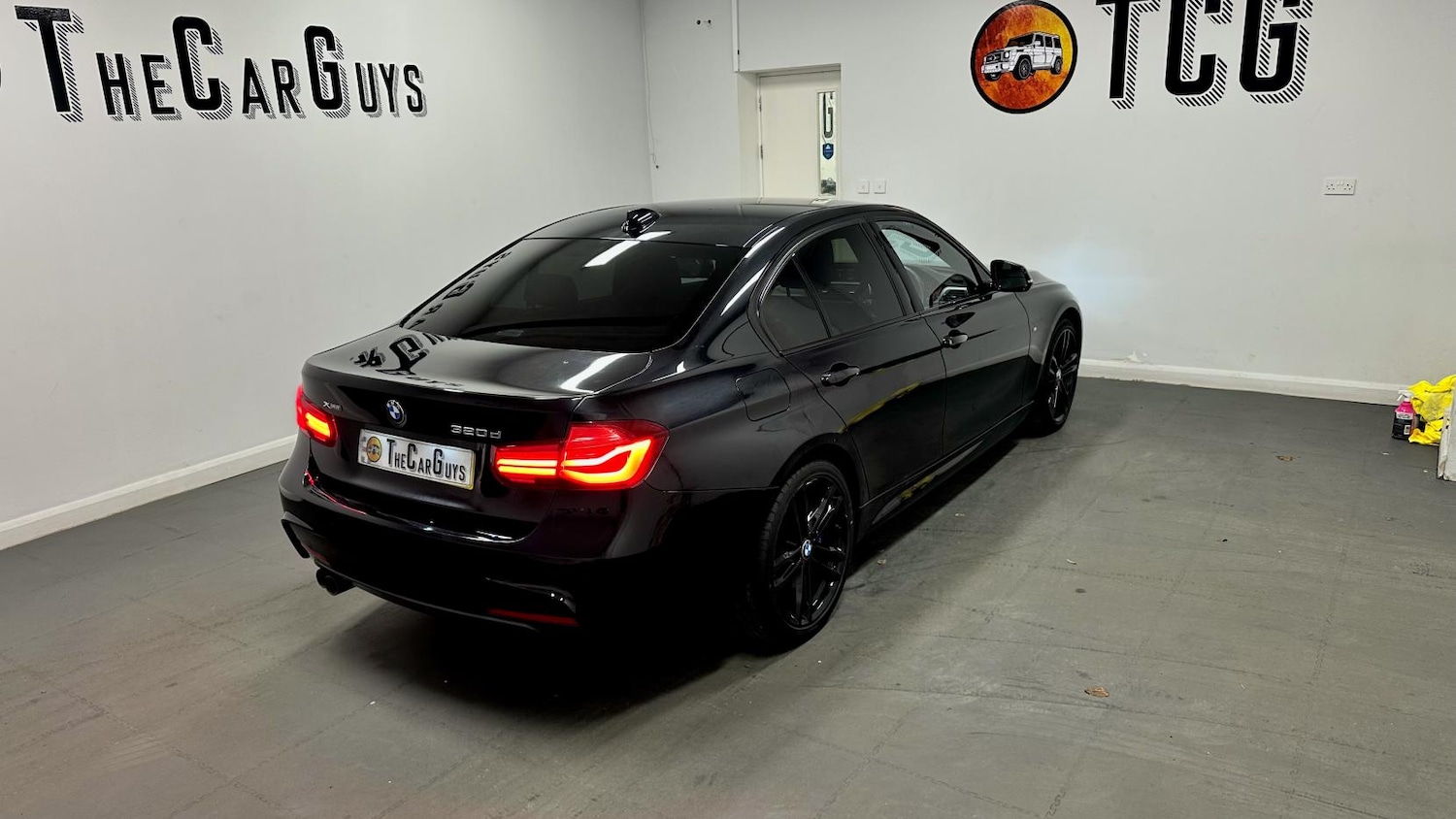Used BMW 3 Series 2017 for sale - 77107944: Photo 32
