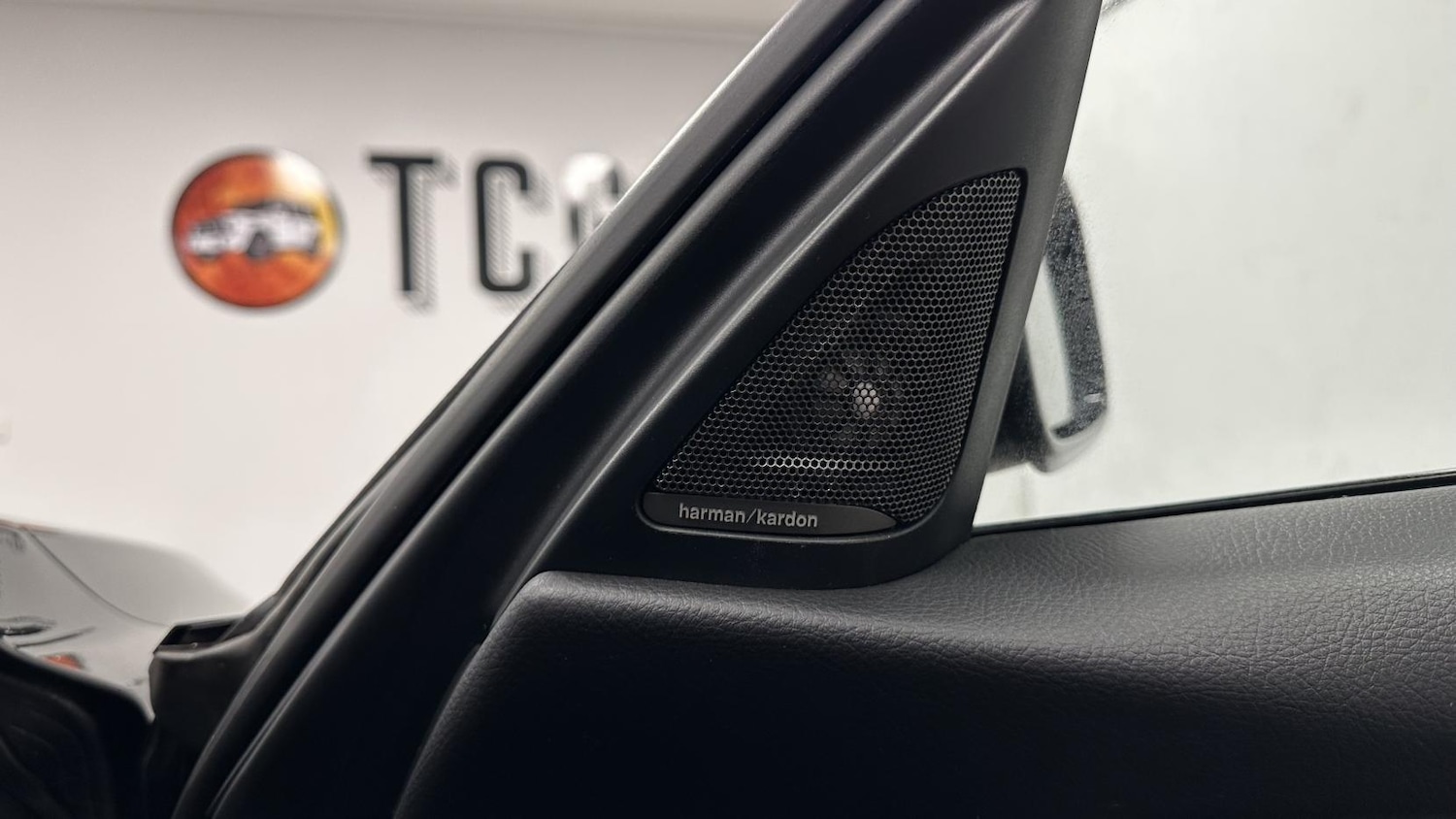 Used BMW 3 Series 2017 for sale - 77107944: Photo 4