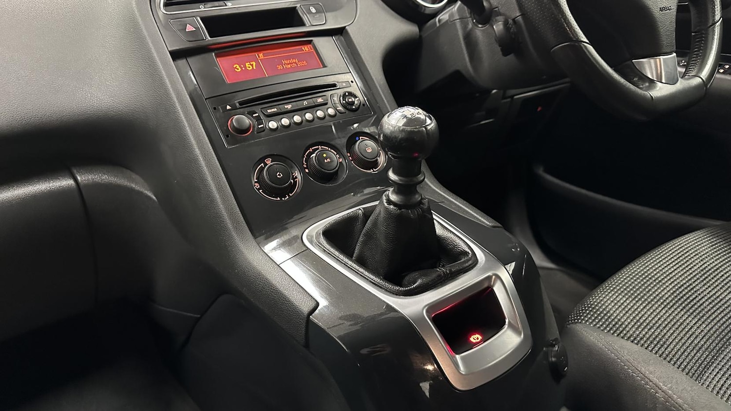 Used Peugeot 5008 2016 for sale - 78128930: Photo 13