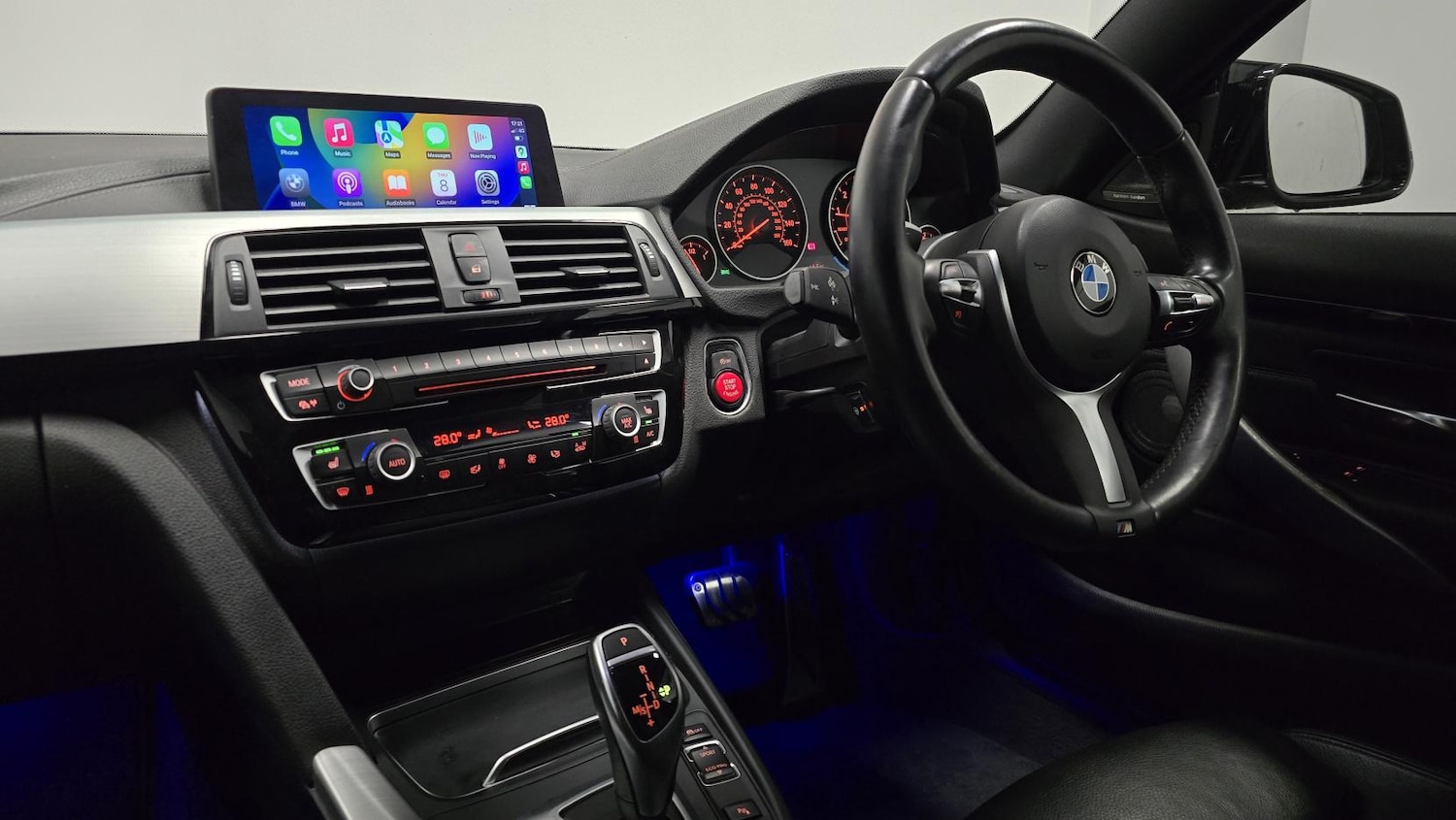 Used BMW 4 Series 2018 for sale - 77140993: Photo 2