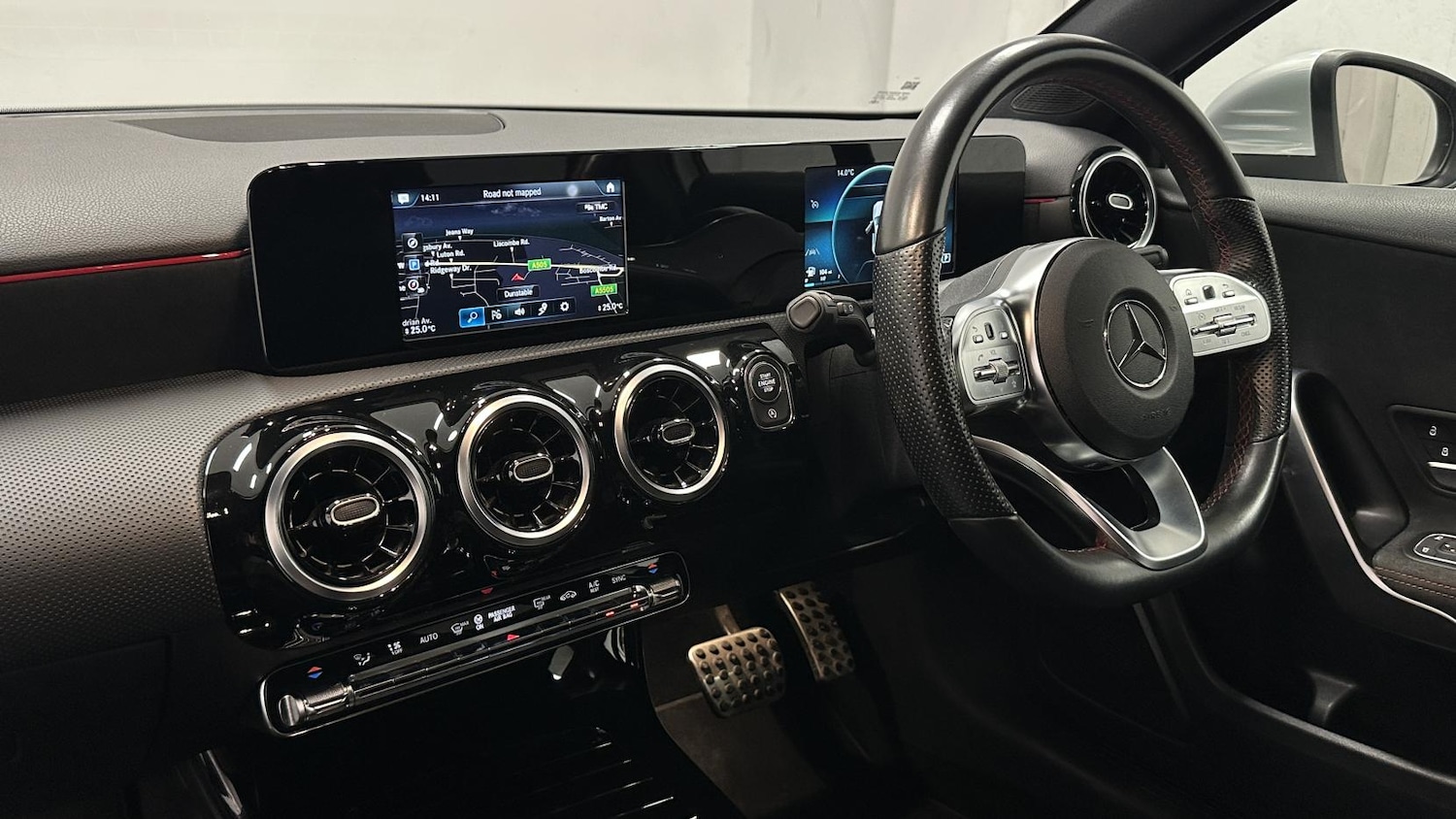 Used Mercedes-Benz A-Class 2019 for sale - 78109647: Photo 2