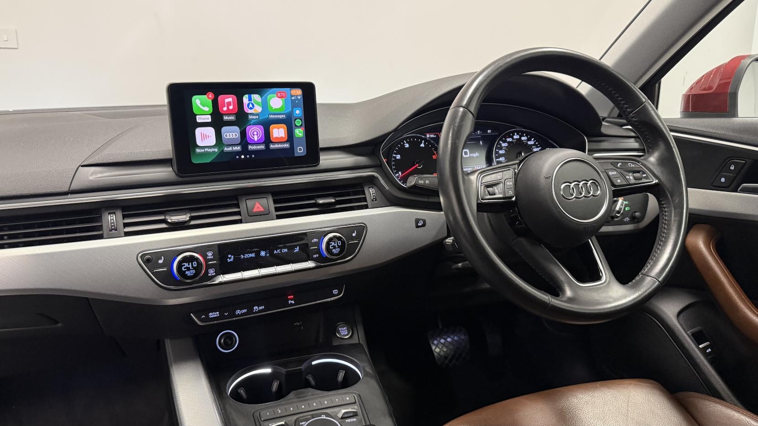 Used Audi A4 2019 for sale - 77782169: Photo 2