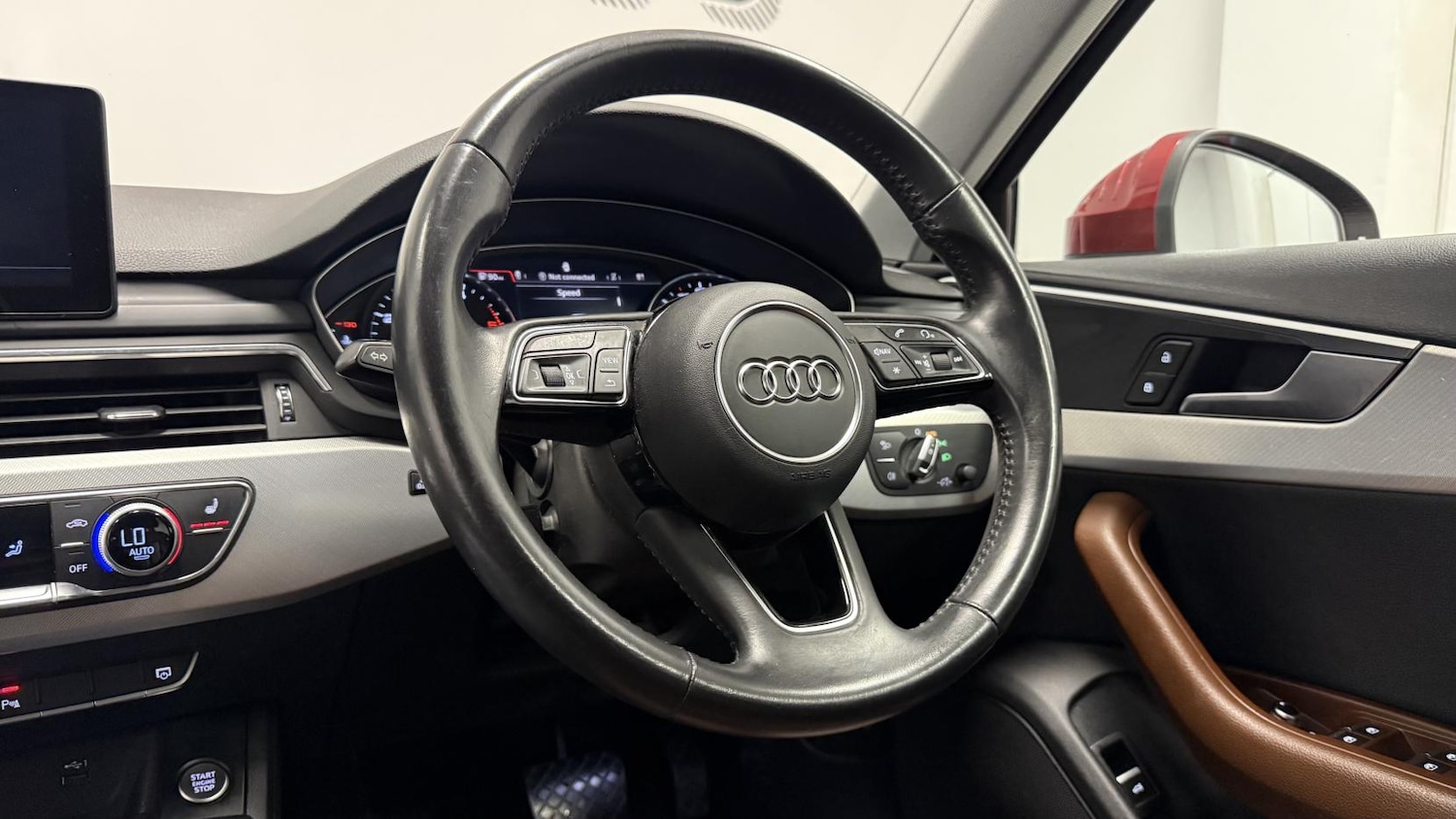 Used Audi A4 2019 for sale - 77782169: Photo 39