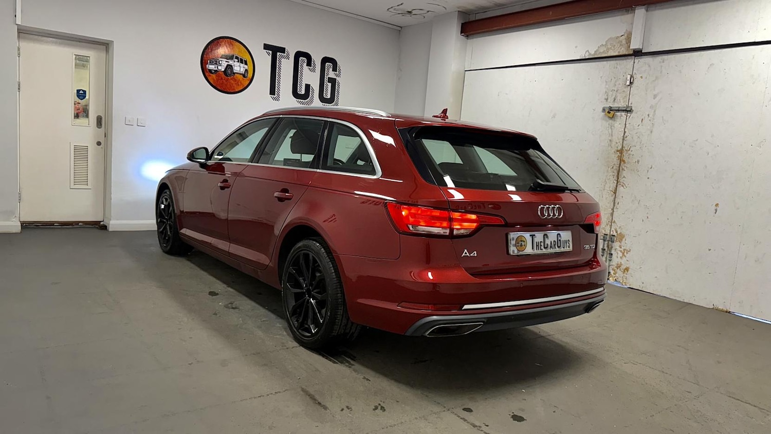 Used Audi A4 2019 for sale - 77782169: Photo 44