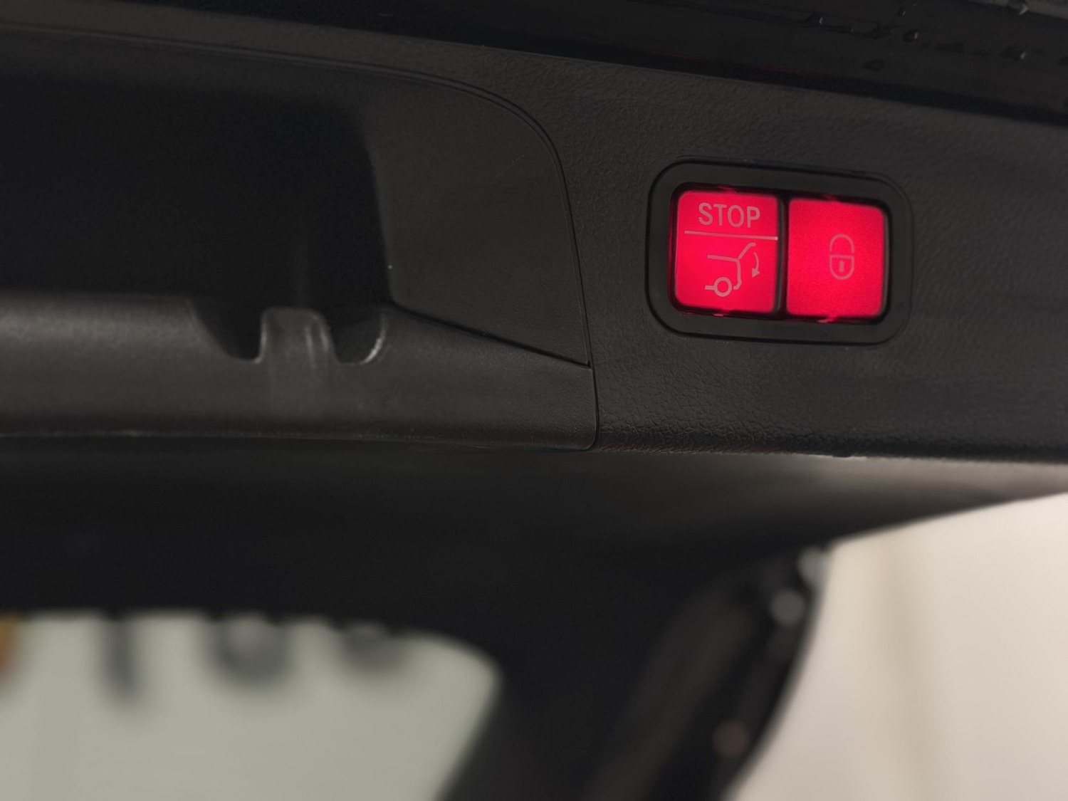 Used Mercedes-Benz GLC 2018 for sale - 77393599: Photo 14