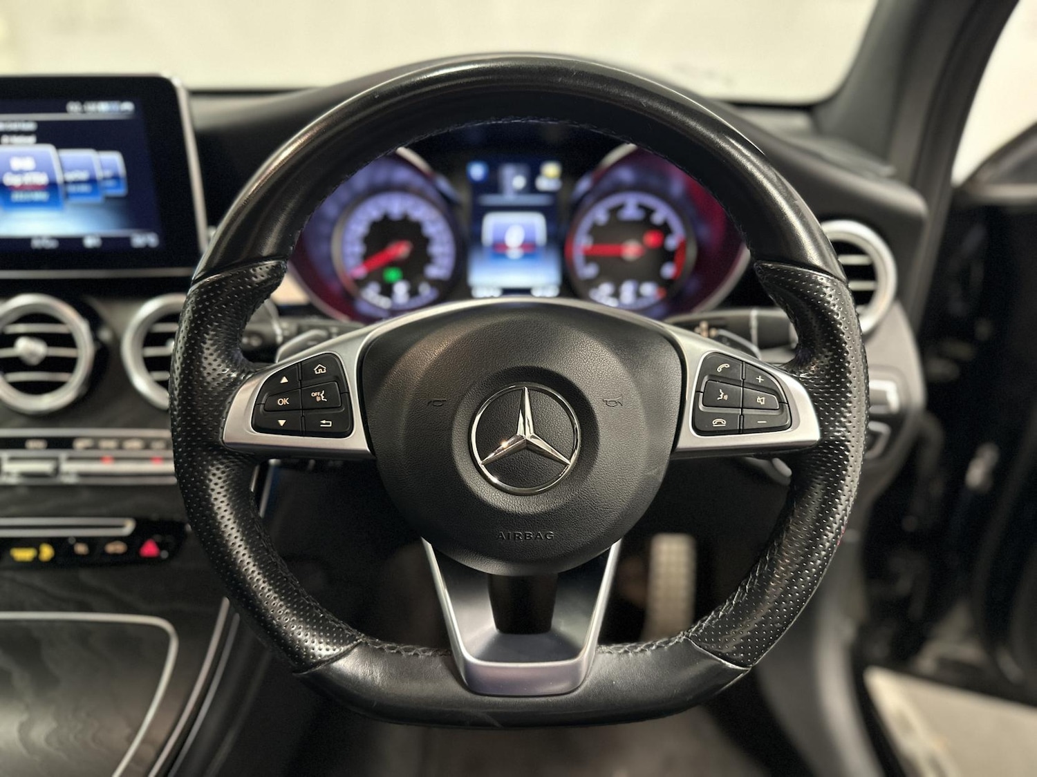 Used Mercedes-Benz GLC 2018 for sale - 77393599: Photo 15