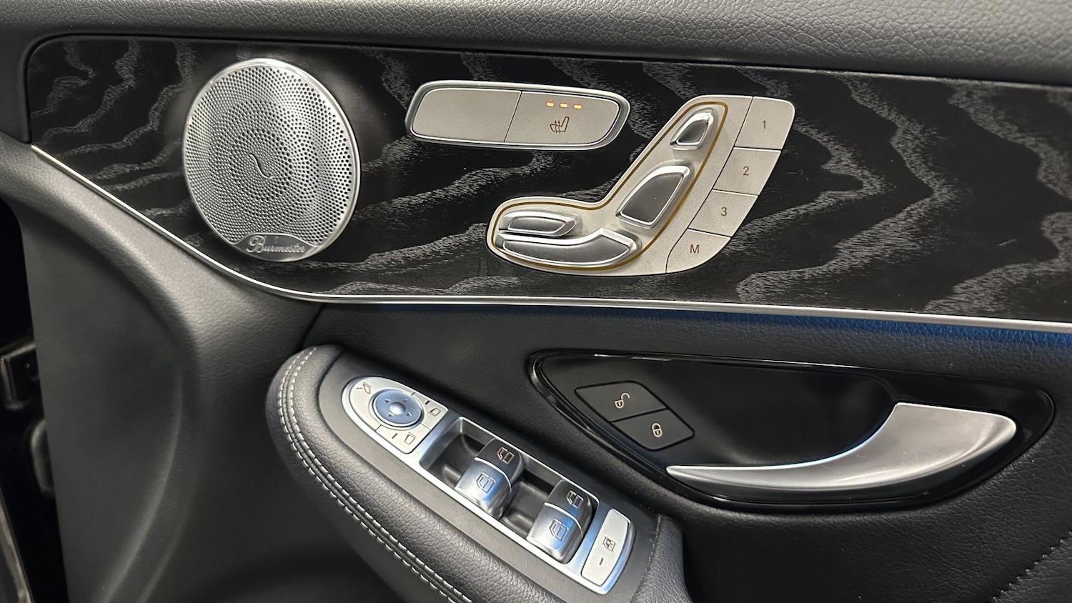 Used Mercedes-Benz GLC 2018 for sale - 77393599: Photo 21