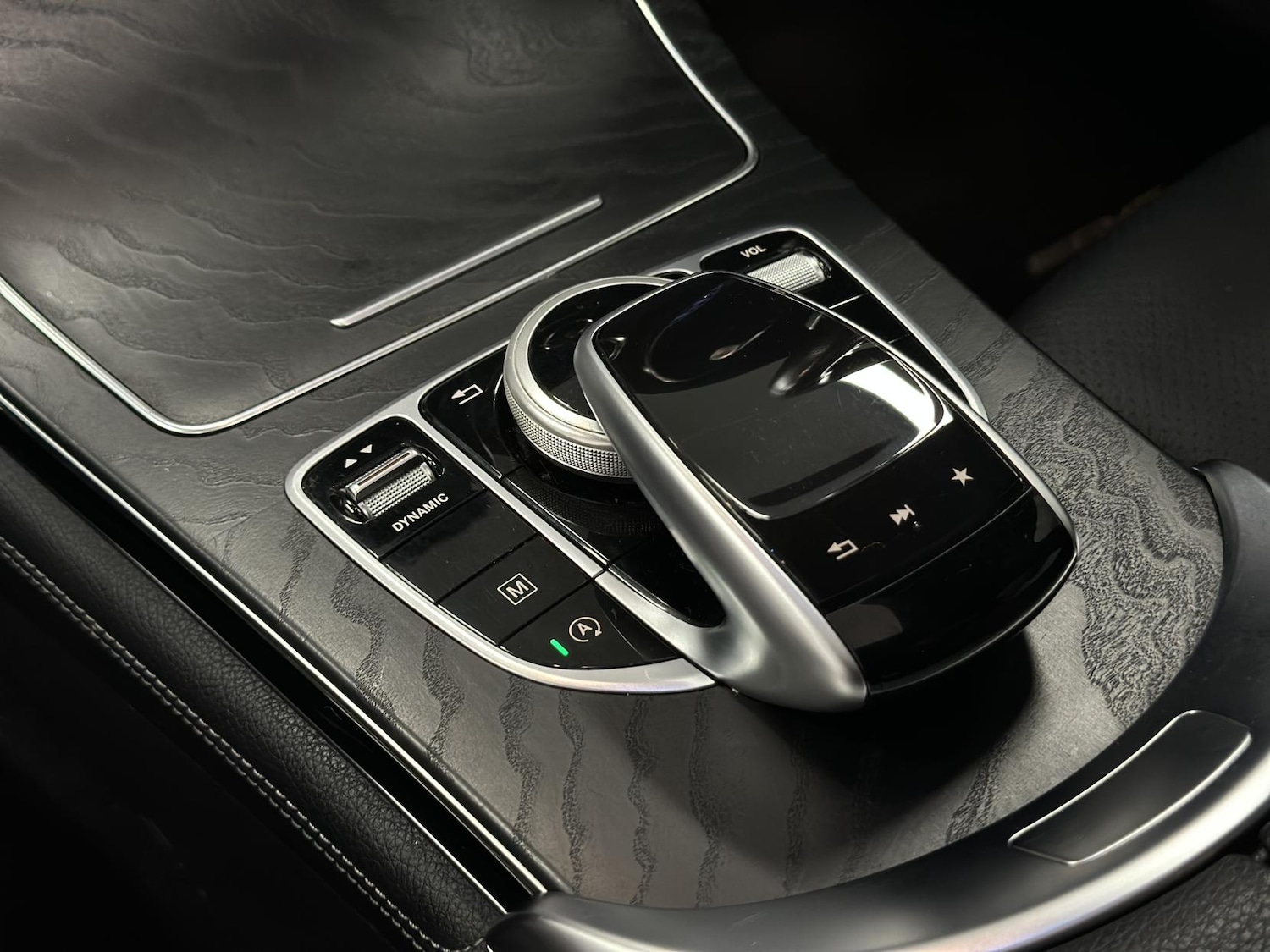 Used Mercedes-Benz GLC 2018 for sale - 77393599: Photo 23