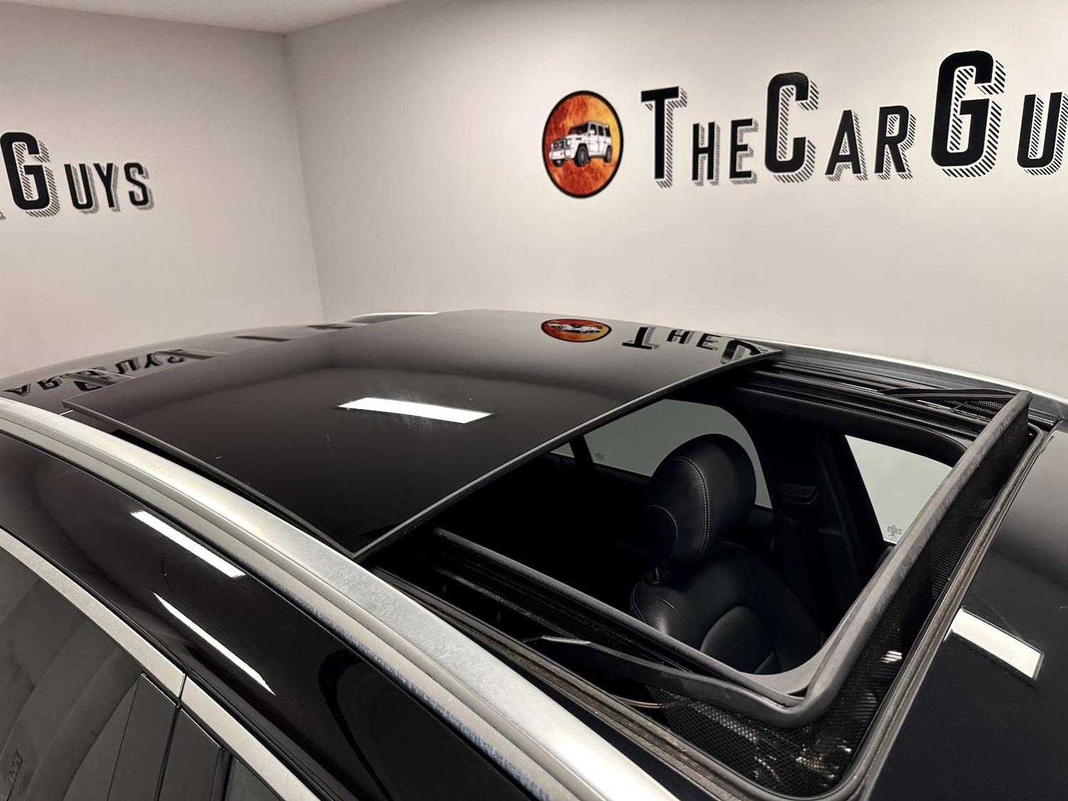 Used Mercedes-Benz GLC 2018 for sale - 77393599: Photo 4