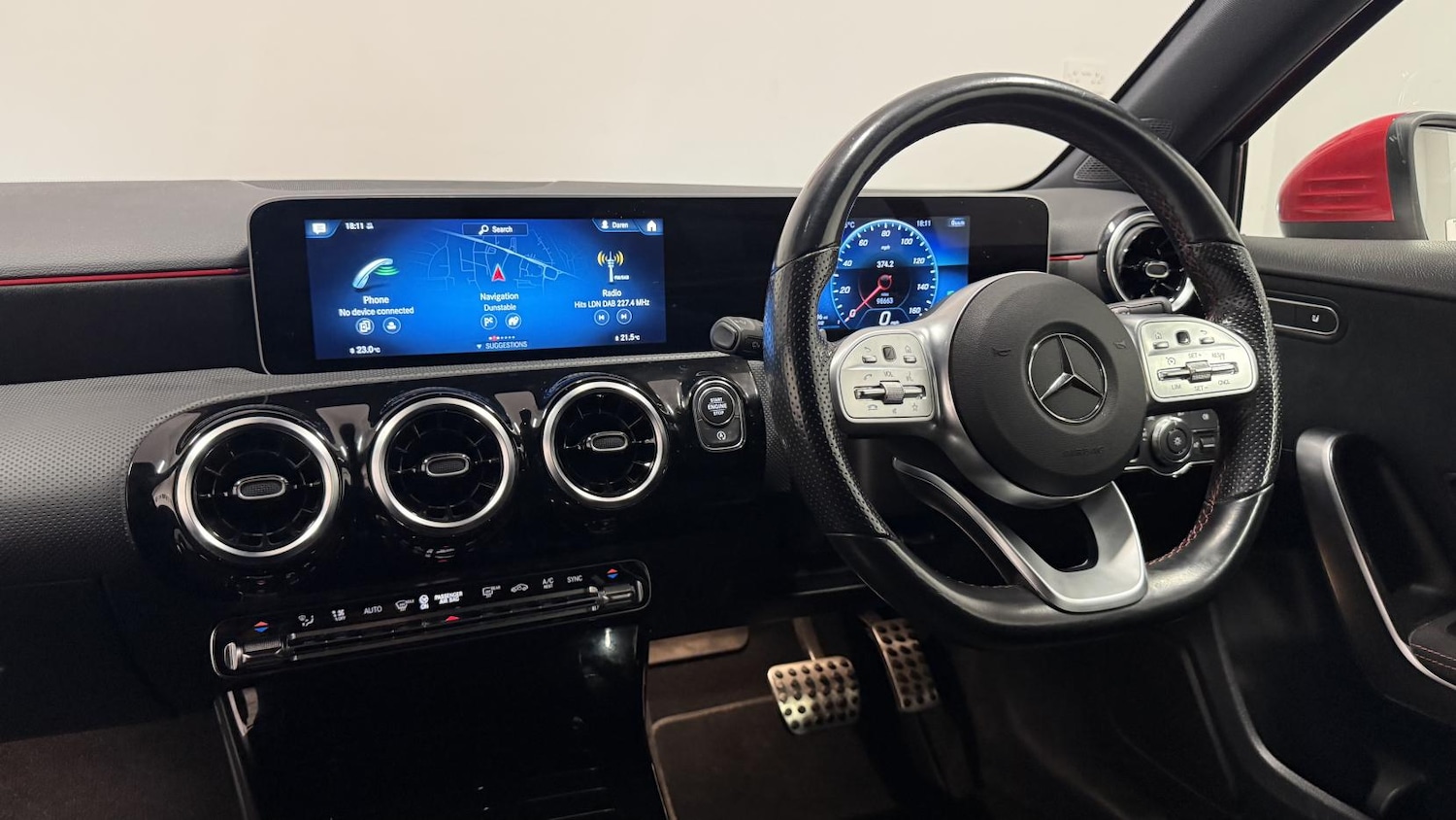 Used Mercedes-Benz A-Class 2019 for sale - 77109981: Photo 2