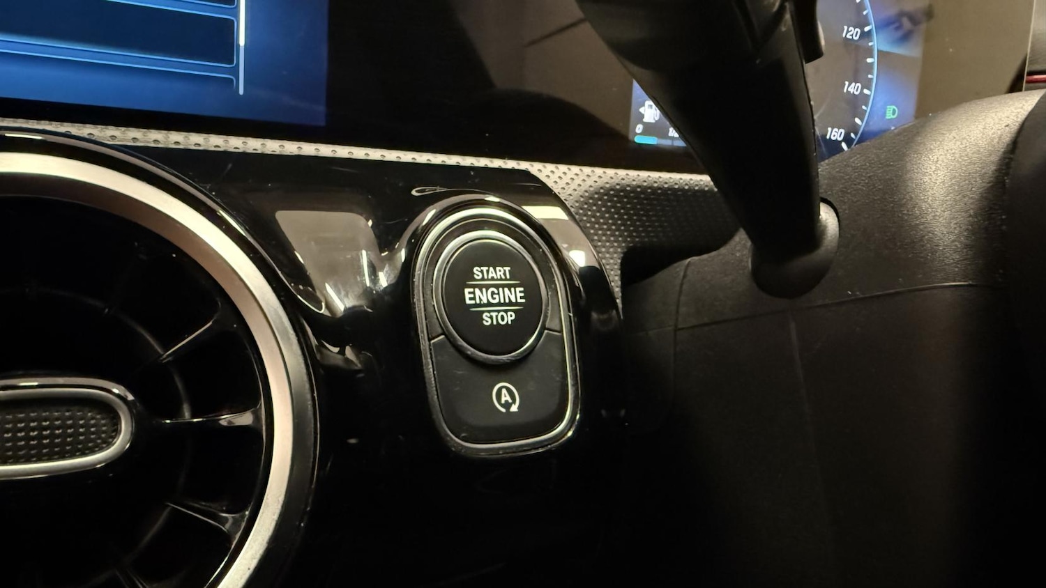 Used Mercedes-Benz A-Class 2019 for sale - 77109981: Photo 32