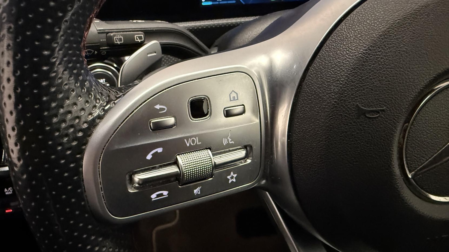 Used Mercedes-Benz A-Class 2019 for sale - 77109981: Photo 34