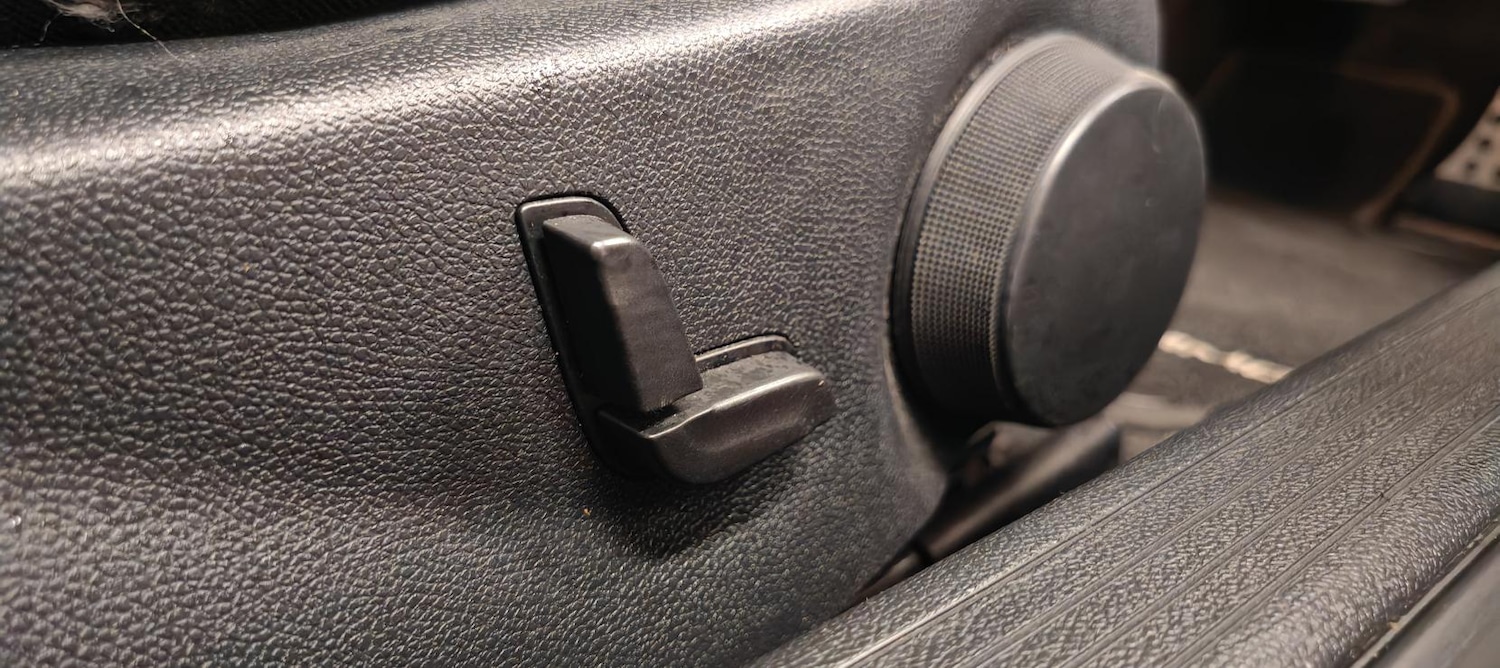 Used Mercedes-Benz E Class 2015 for sale - 77938610: Photo 12