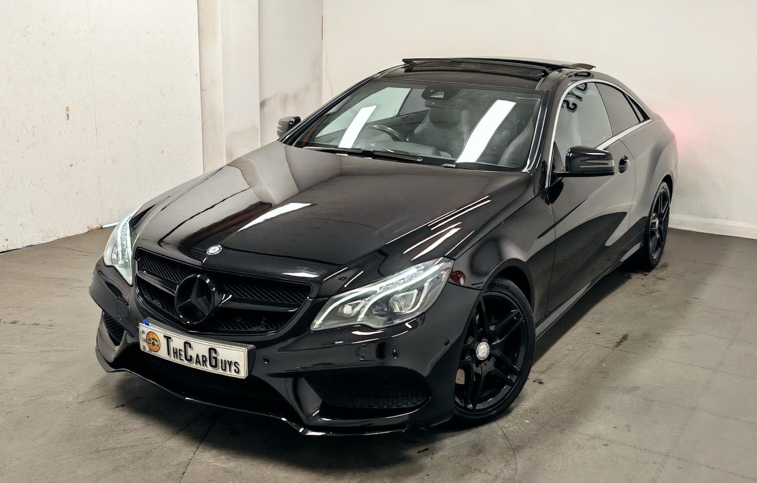 Used Mercedes-Benz E Class 2015 for sale - 77938610: Photo 9