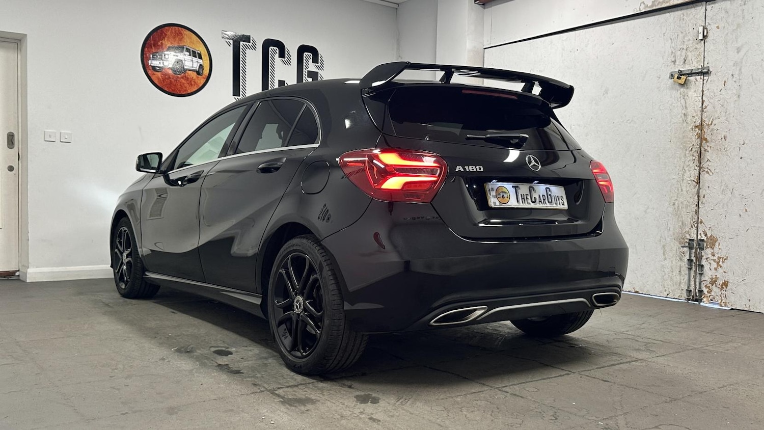 Used Mercedes-Benz A-Class 2018 for sale - 77848267: Photo 3