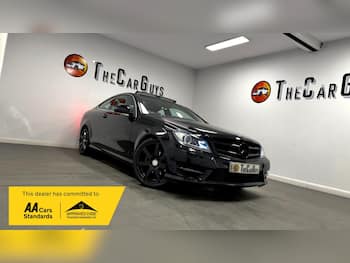 Used Mercedes-Benz C Class 2015 for sale - 79629181: Photo