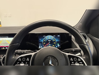 Used Mercedes-Benz B Class 2020 for sale - 77782179: Photo