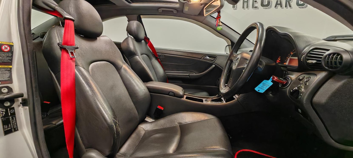 Used Mercedes-Benz C Class 2003 for sale - 77109947: Photo 12