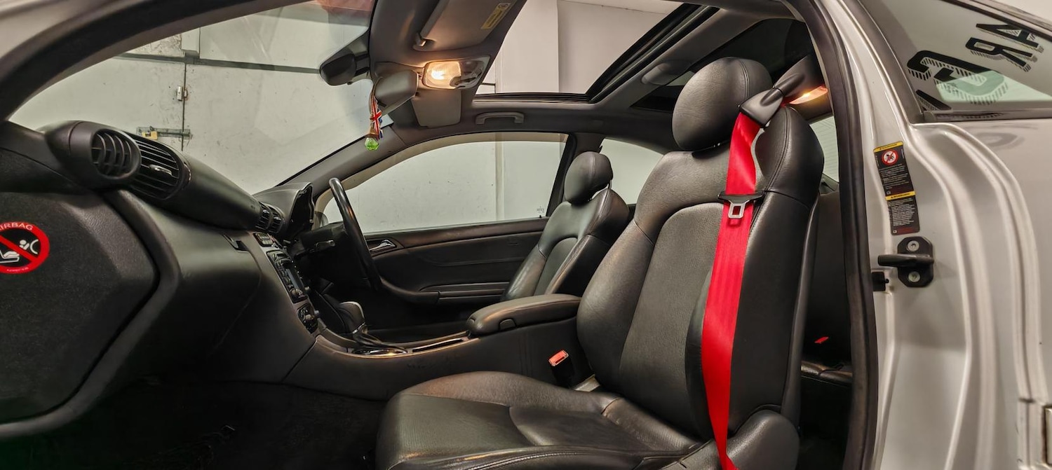 Used Mercedes-Benz C Class 2003 for sale - 77109947: Photo 15