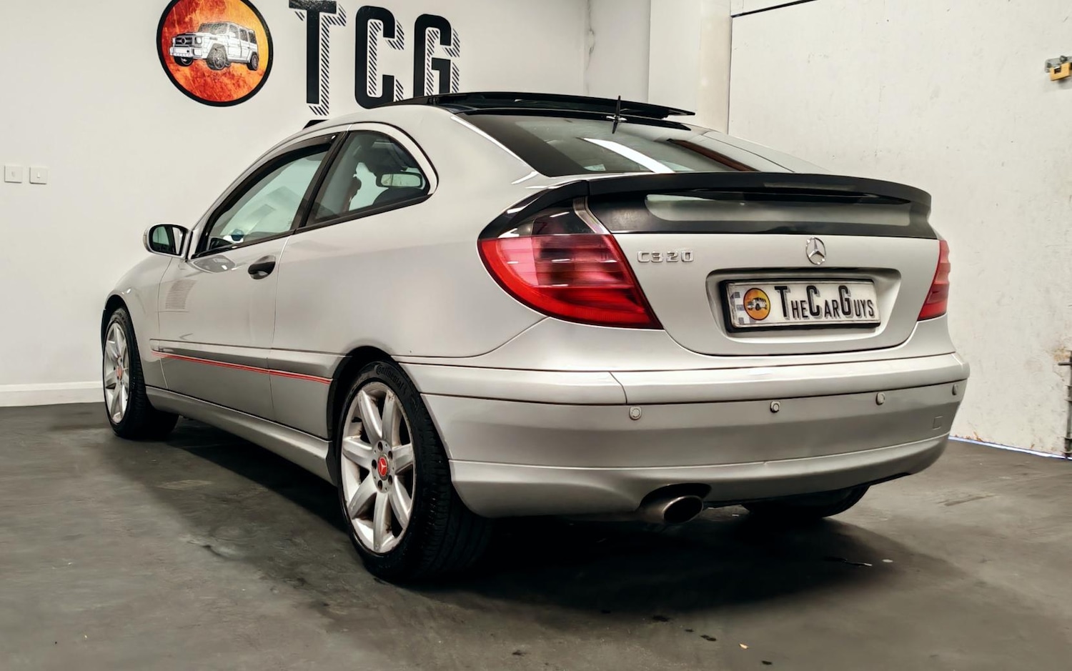 Used Mercedes-Benz C Class 2003 for sale - 77109947: Photo 3