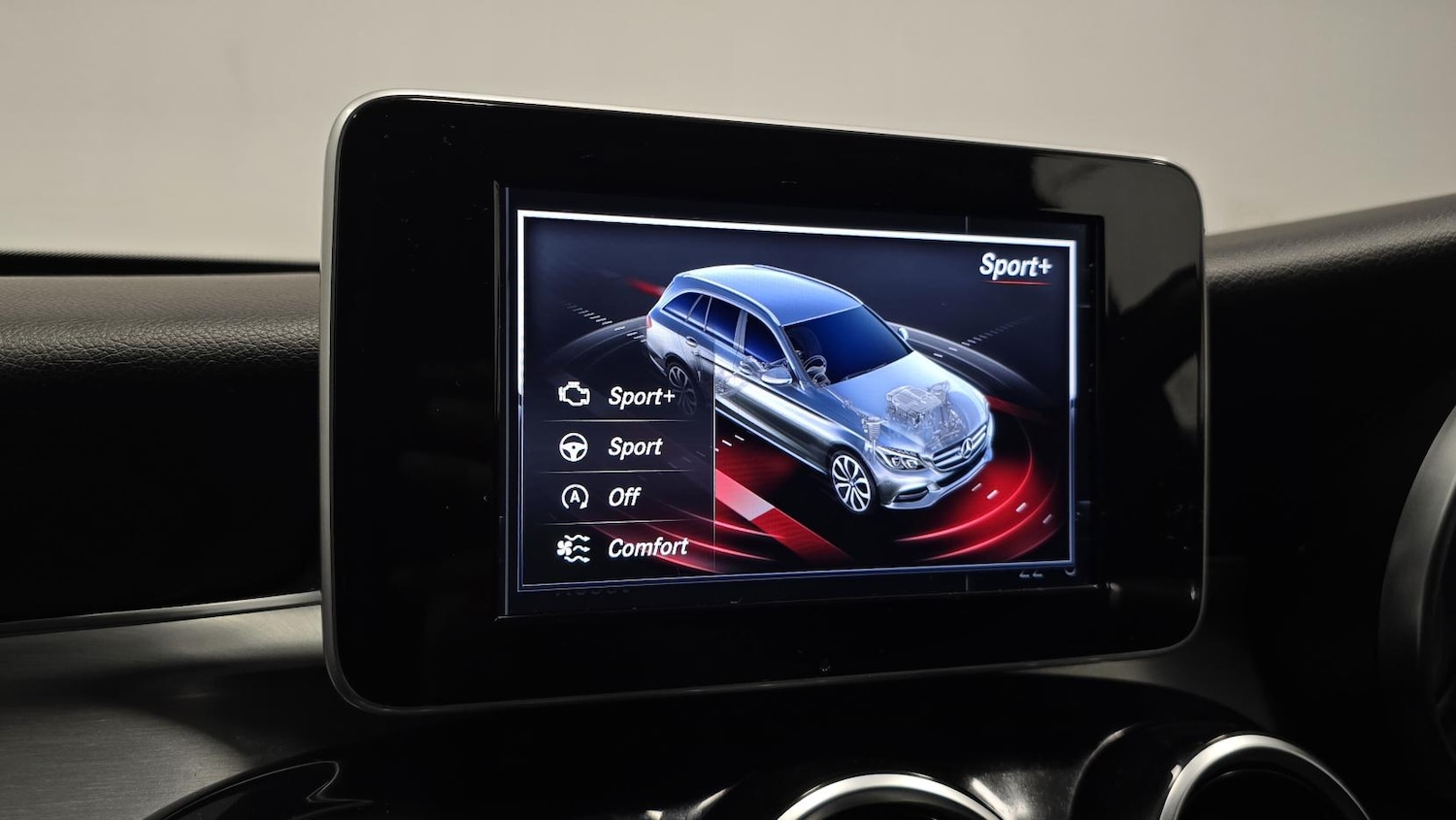 Used Mercedes-Benz C Class 2018 for sale - 77837376: Photo 25