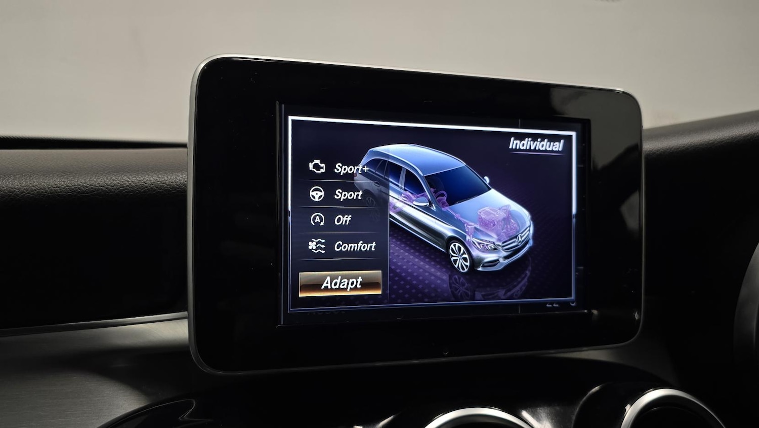 Used Mercedes-Benz C Class 2018 for sale - 77837376: Photo 28