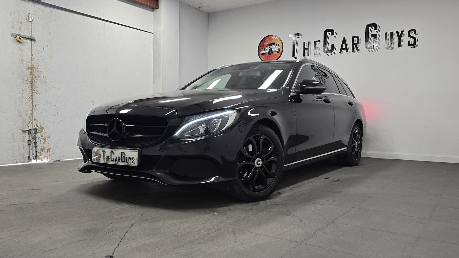 Used Mercedes-Benz C Class 2018 for sale - 77837376: Photo 5