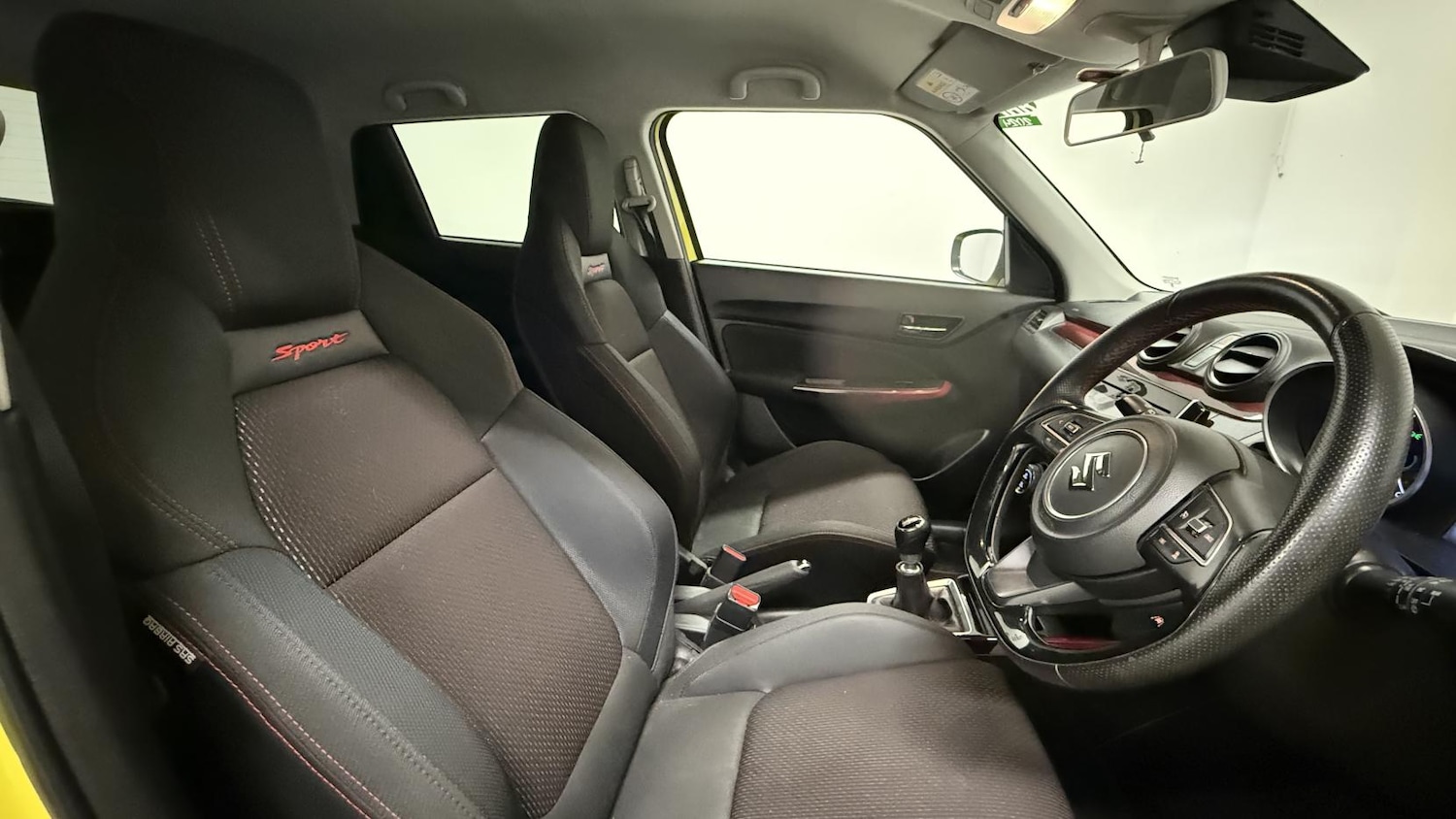 Used Suzuki Swift 2018 for sale - 77109952: Photo 11