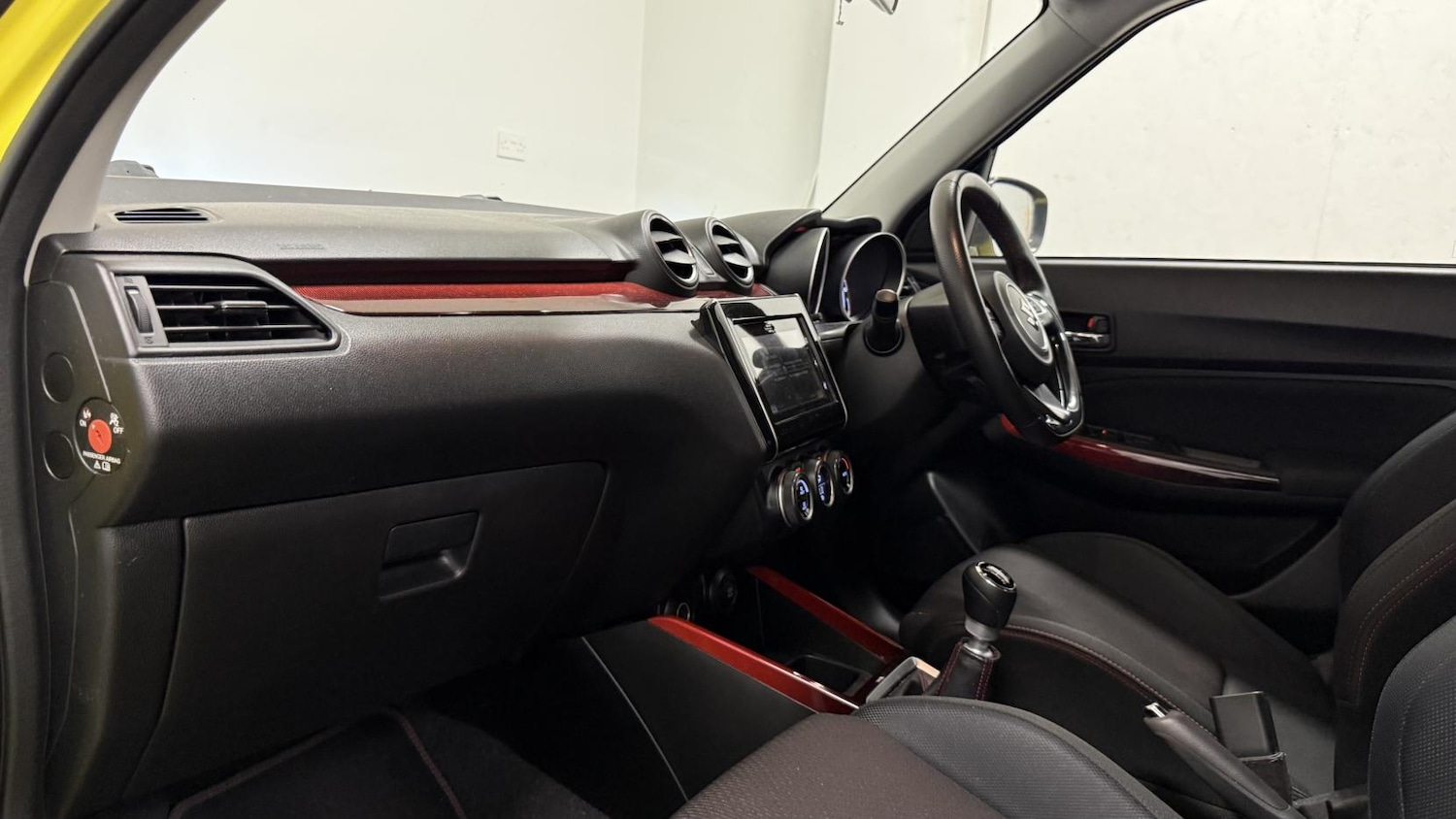 Used Suzuki Swift 2018 for sale - 77109952: Photo 16