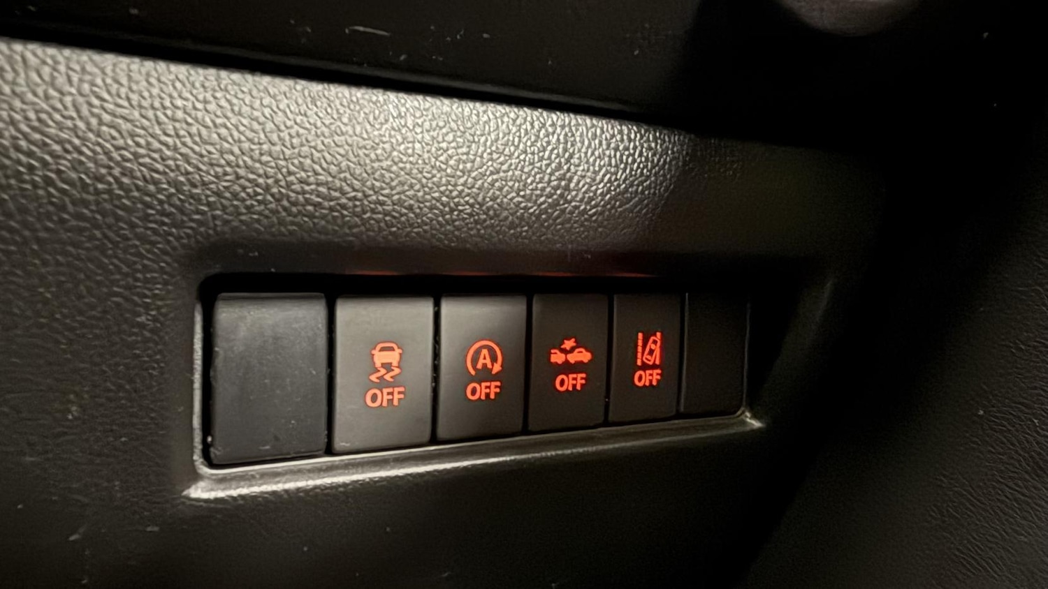 Used Suzuki Swift 2018 for sale - 77109952: Photo 32