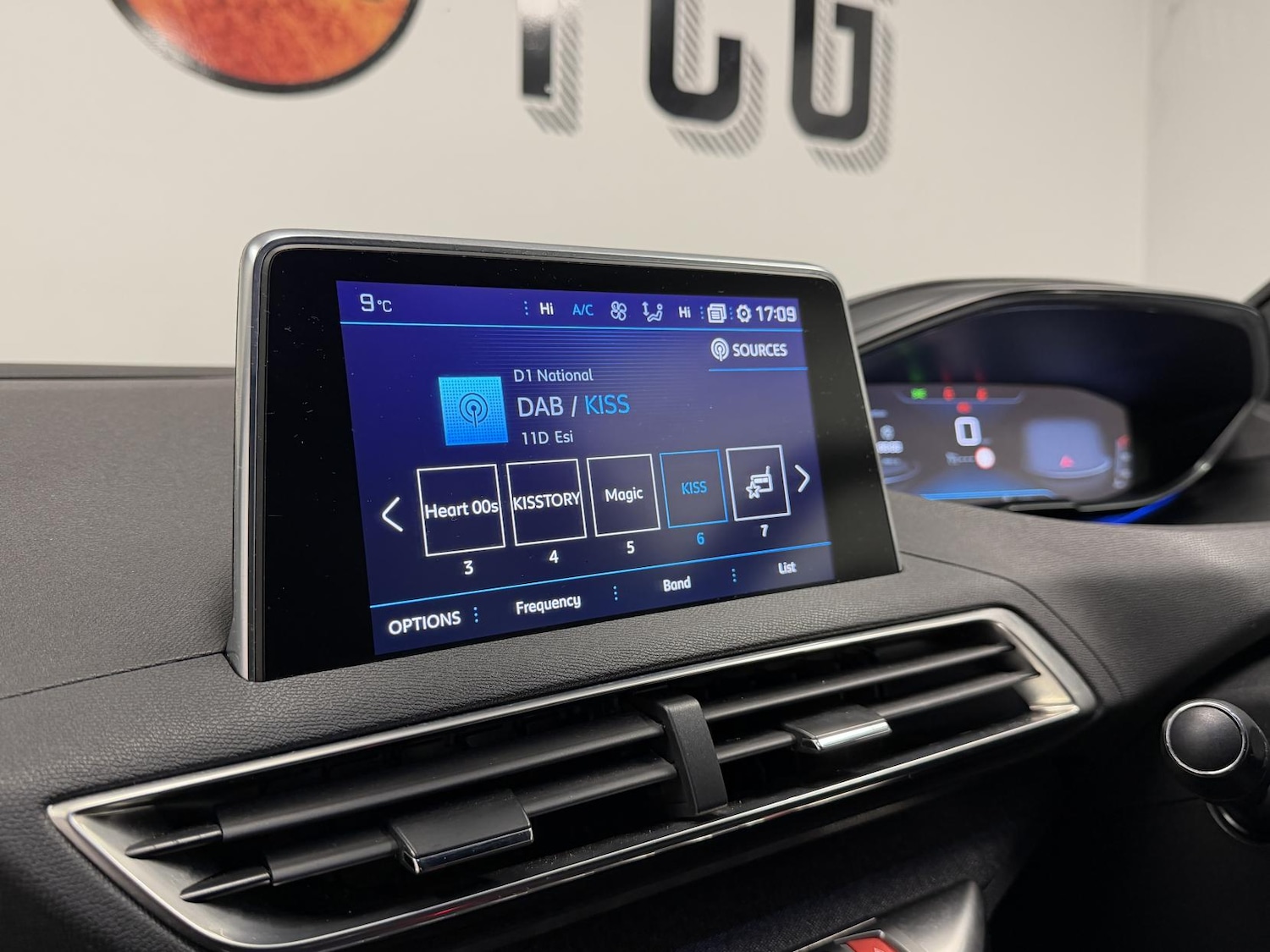 Used Peugeot 5008 2018 for sale - 77237251: Photo 22