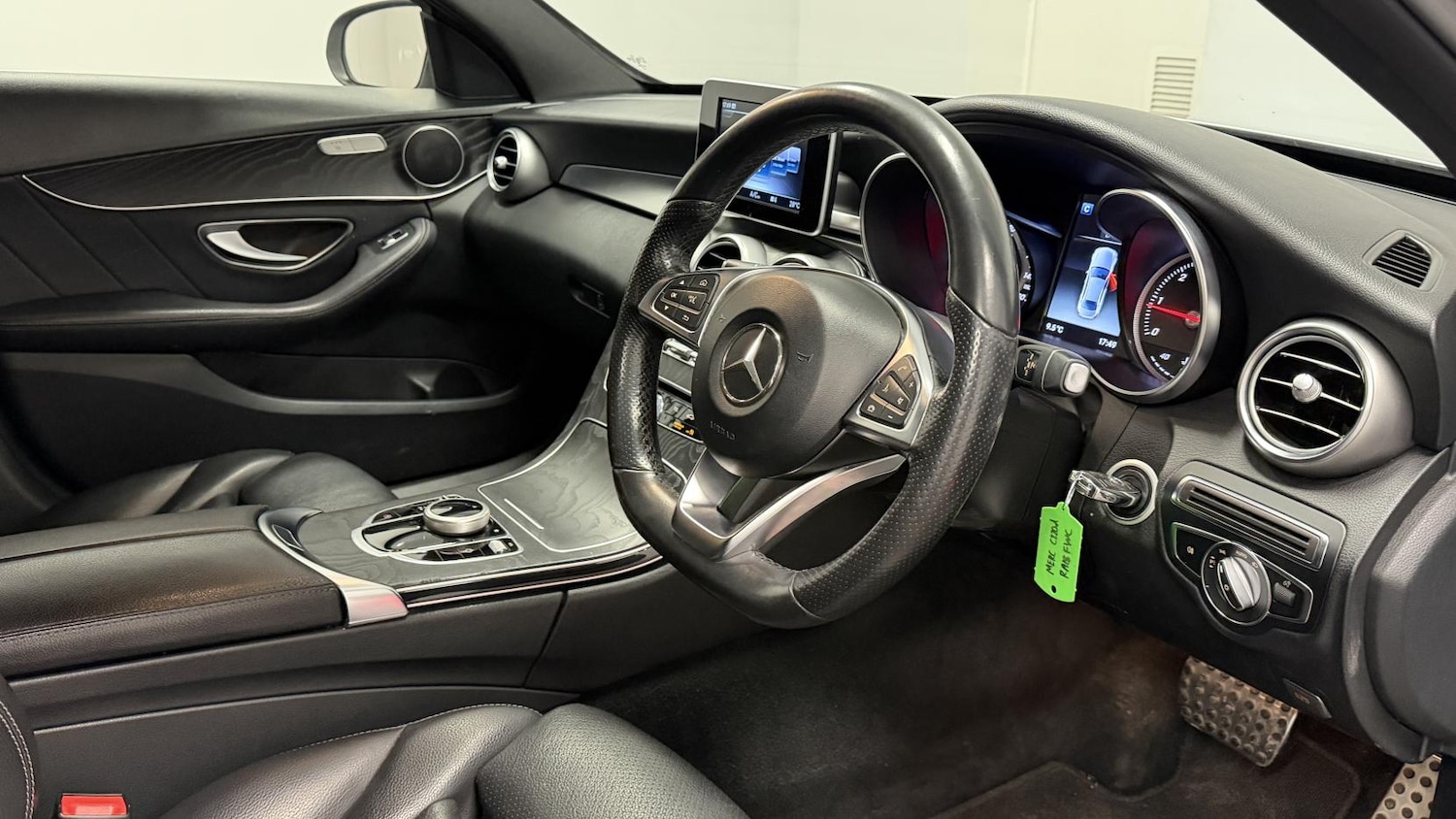 Used Mercedes-Benz C Class 2018 for sale - 77162455: Photo 12