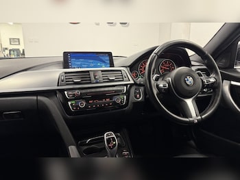 Used BMW 3 Series 2019 for sale - 78549811: Photo