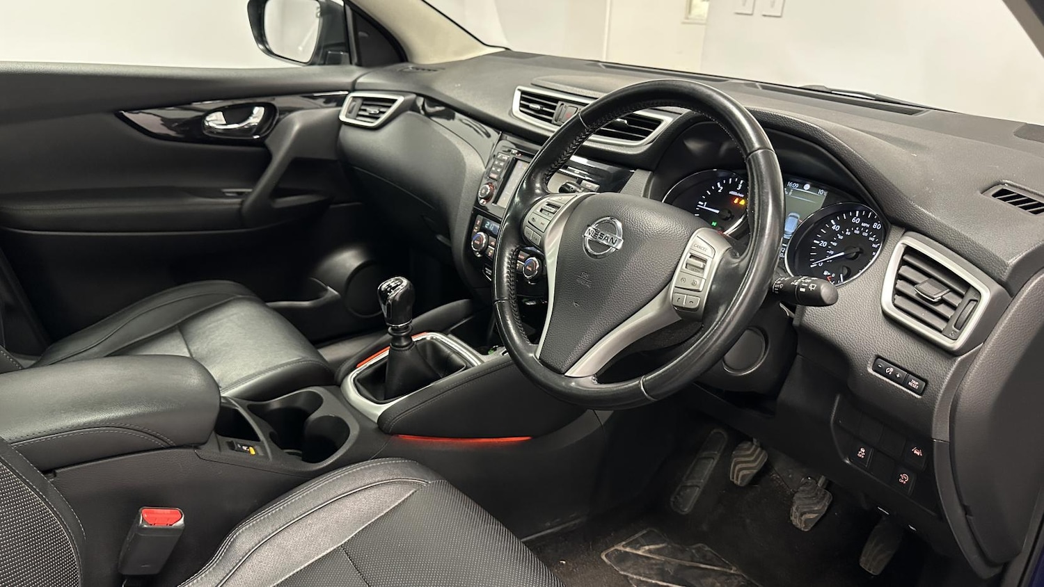 Used Nissan Qashqai 2017 for sale - 77109968: Photo 14