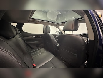 Used Nissan Qashqai 2017 for sale - 77109968: Photo