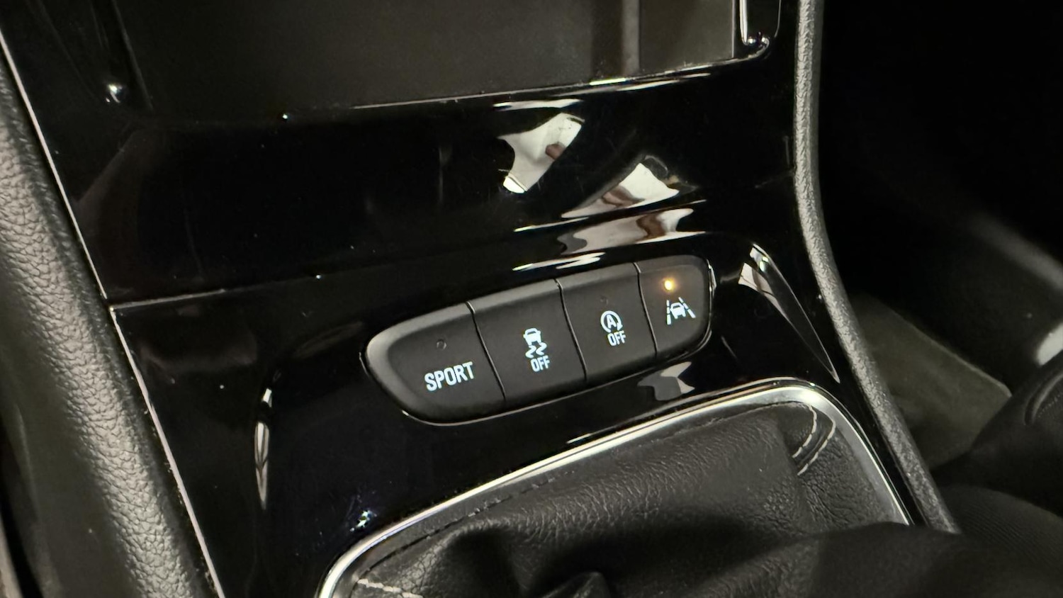 Used Vauxhall Astra 2018 for sale - 77170707: Photo 30