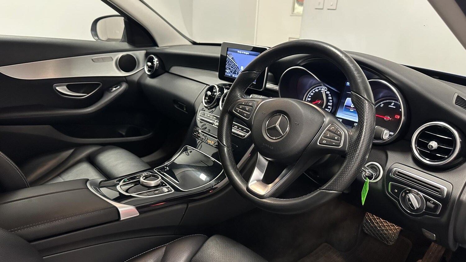 Used Mercedes-Benz C Class 2017 for sale - 77573134: Photo 17