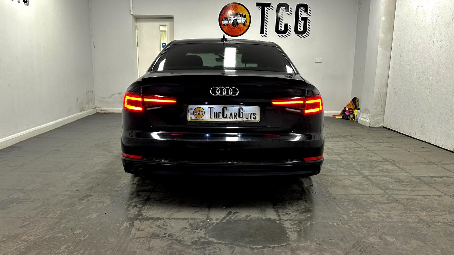Used Audi A4 2018 for sale - 77240274: Photo 37